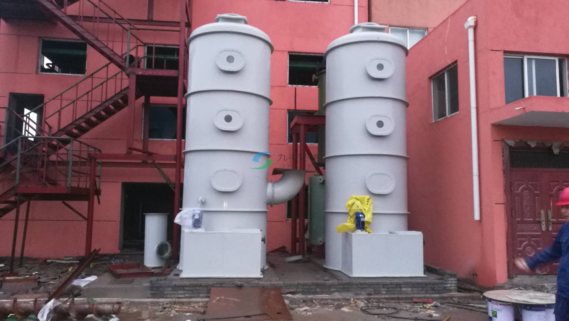 FRP净化塔选购指南：如何挑选耐腐蚀的工业废气处理神器？